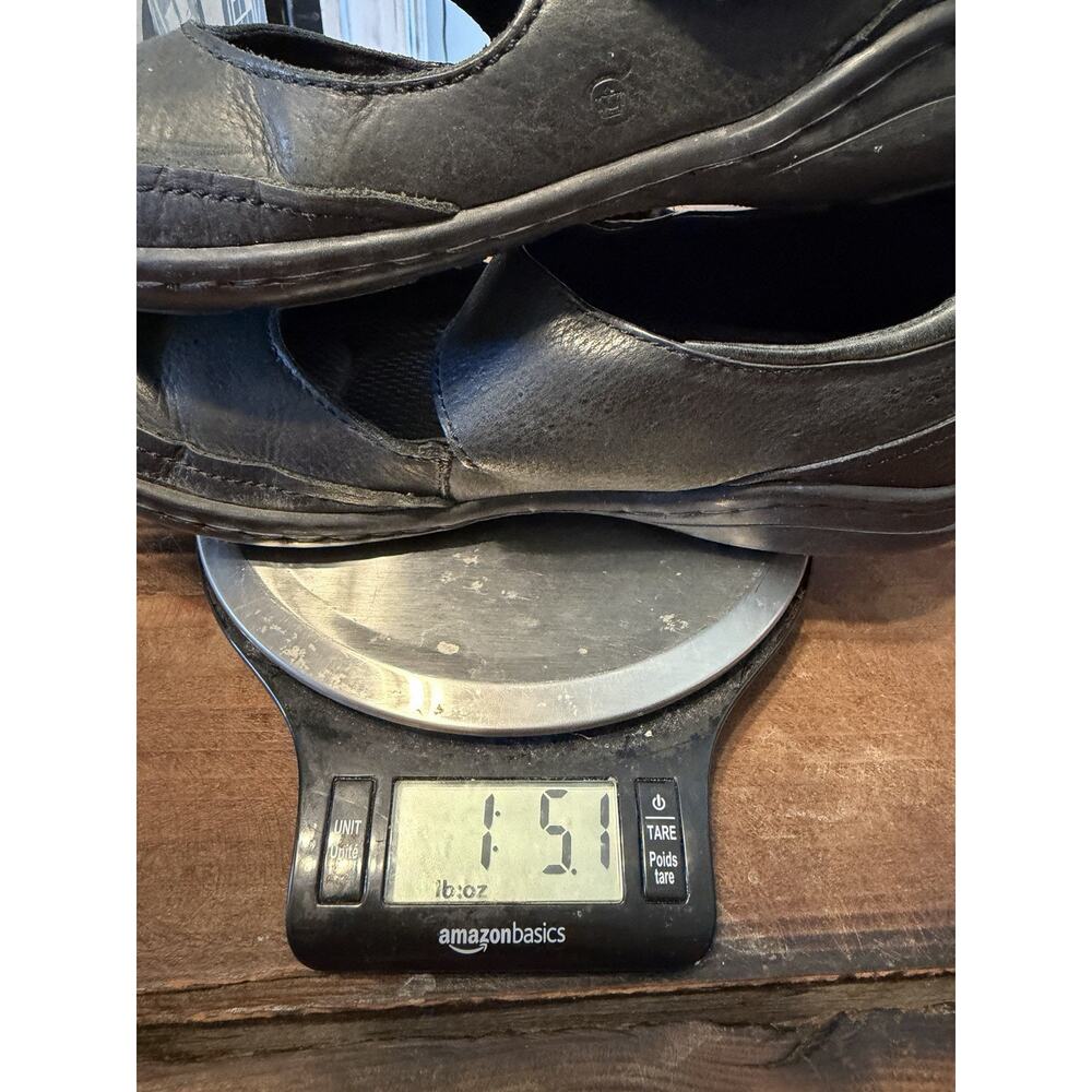 Born Mary Jane leather comfort shoes in black EUC size 8 hook and latch - Picture 5 of 5